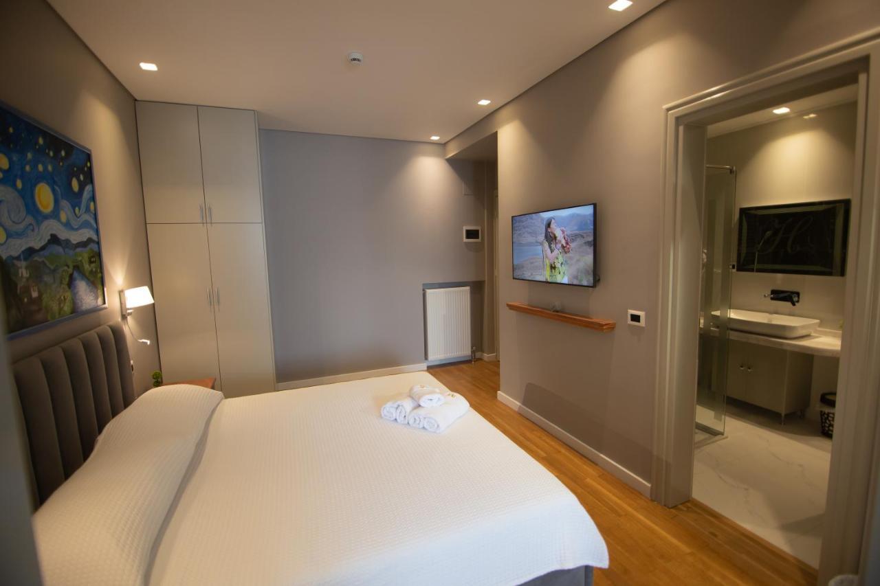 Mariss Hotel Korce