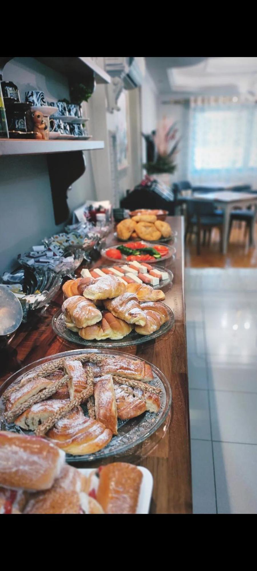 Mariss Hotel Korce